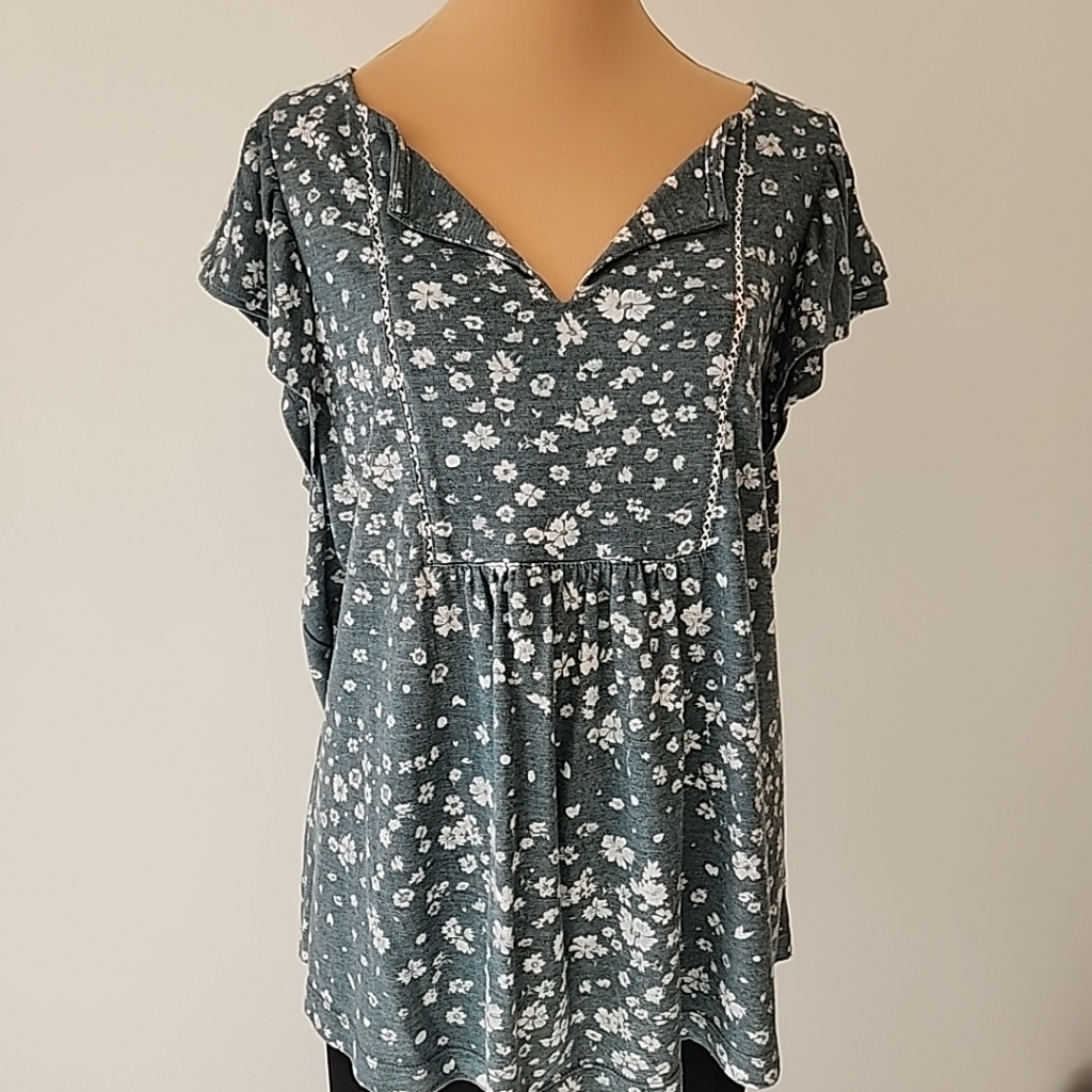 Lane Bryant Babydoll Flutter Sleeve V Neck Floral 14 16 Blouse Casual Boho Green